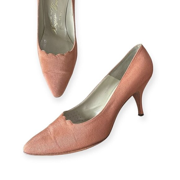 Roger Vivier Pink Fabric Pointed Toe Pumps, Vintage, Size 6.5B, - Picture 7 of 16